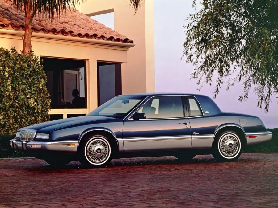  Buick Riviera 1986 года  (фото 9 из 14)